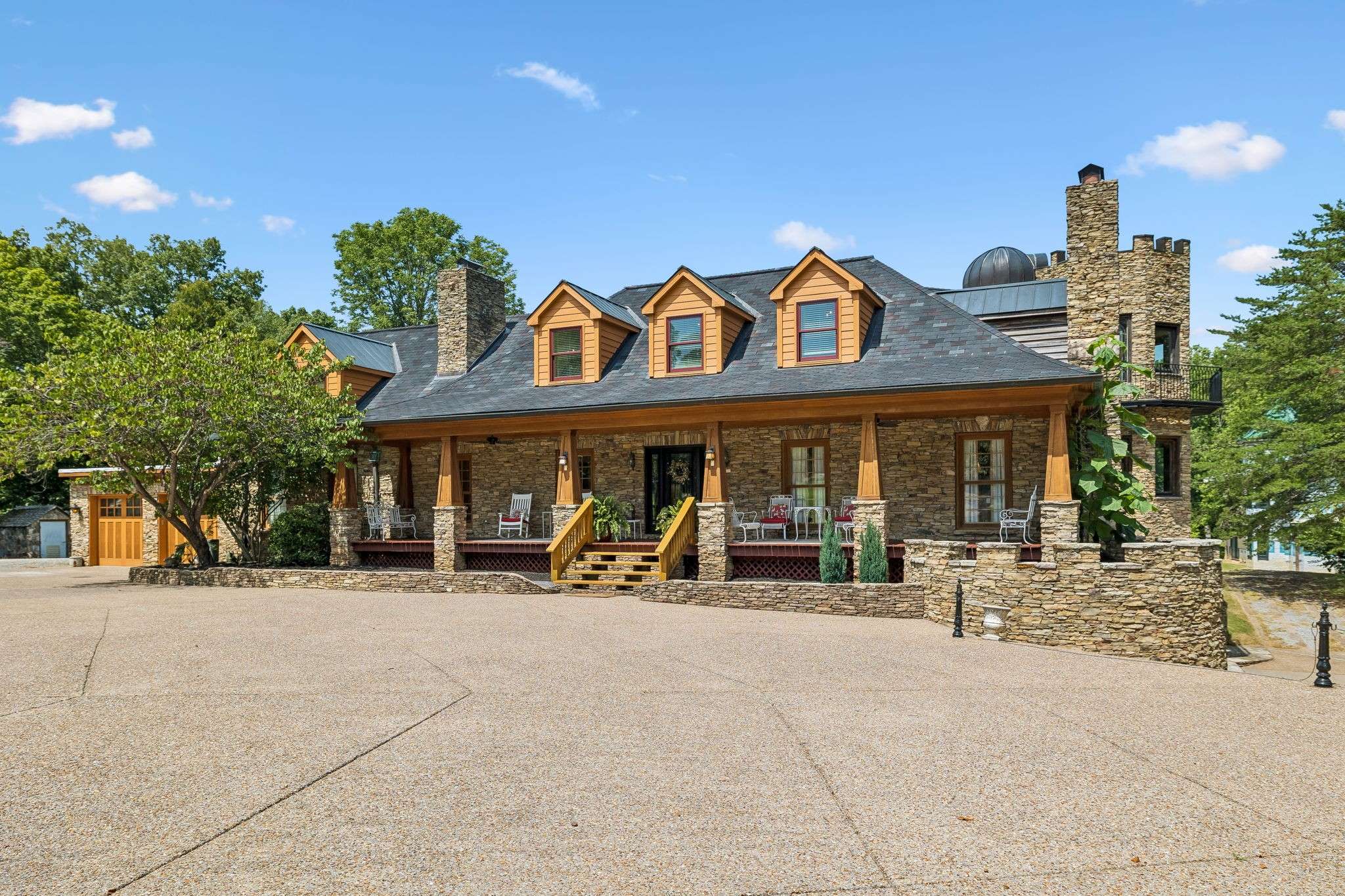 1374 Peter Pond Rd, Ashland City, TN 37015
