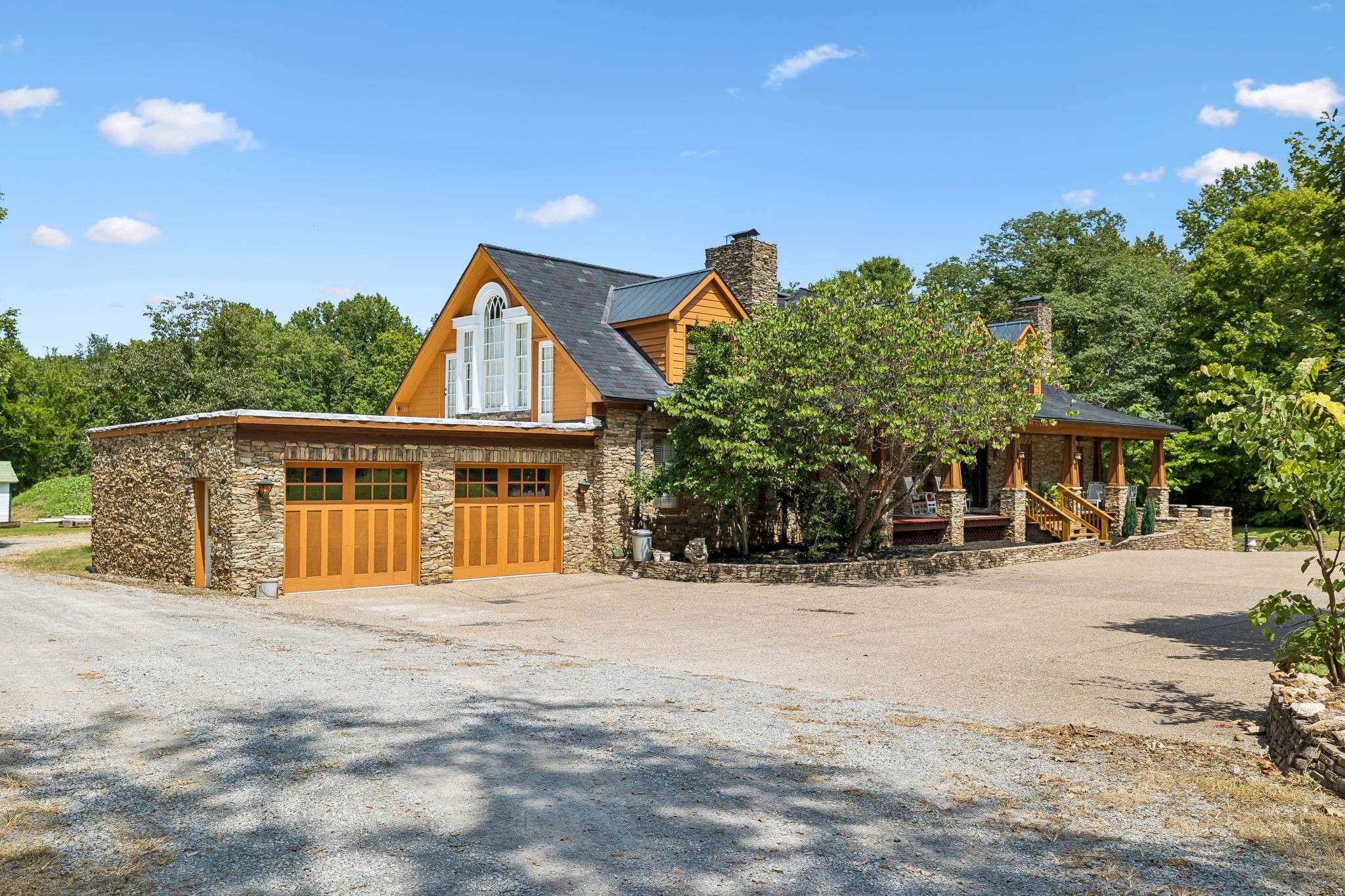1374 Peter Pond Rd, Ashland City, TN 37015