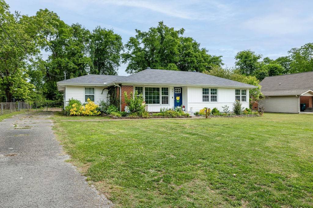 814 Rackley Dr, Pulaski, TN 38478