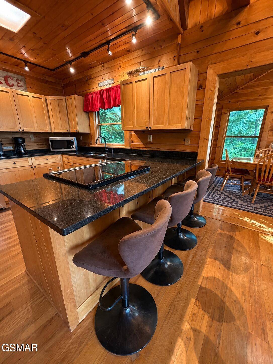 3085 Perry Circle Road, Sevierville, TN 37862