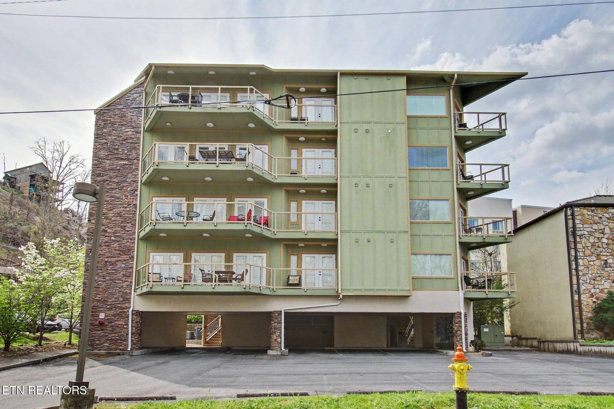 513 McCarter Rd #4 m, Gatlinburg, TN 37738