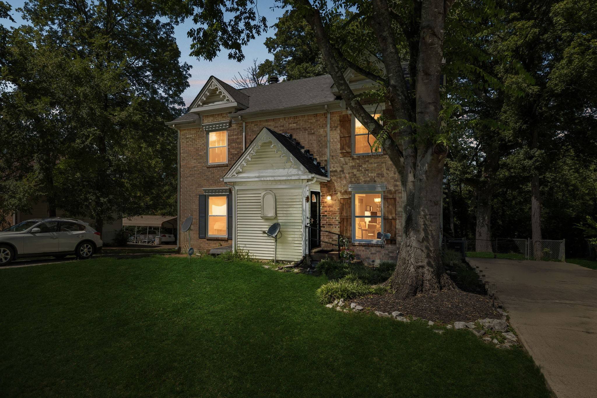 3555 Gondola Dr, Antioch, TN 37013
