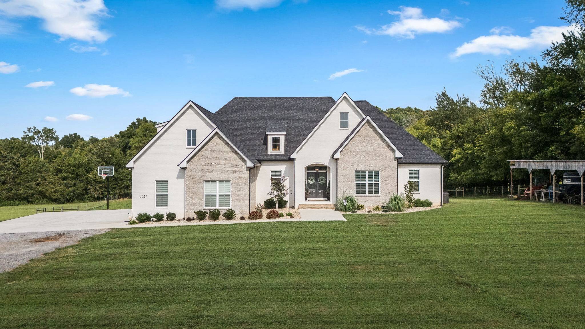 1021 Old Center Church Rd, Shelbyville, TN 37160