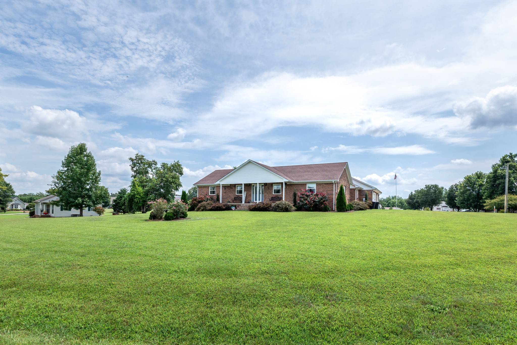 105 Monument Cir, Summertown, TN 38483