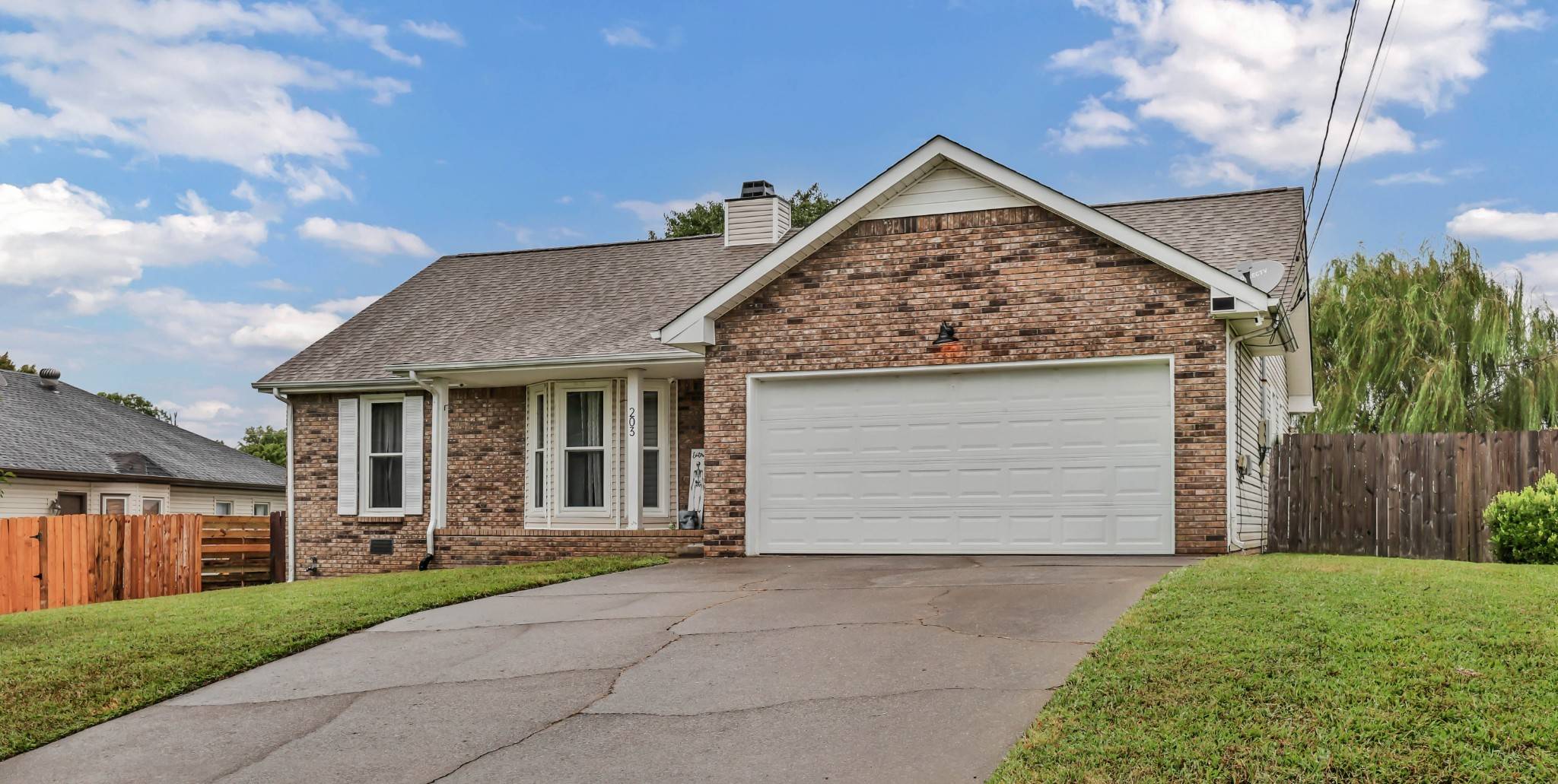203 Parrot Dr, Clarksville, TN 37042