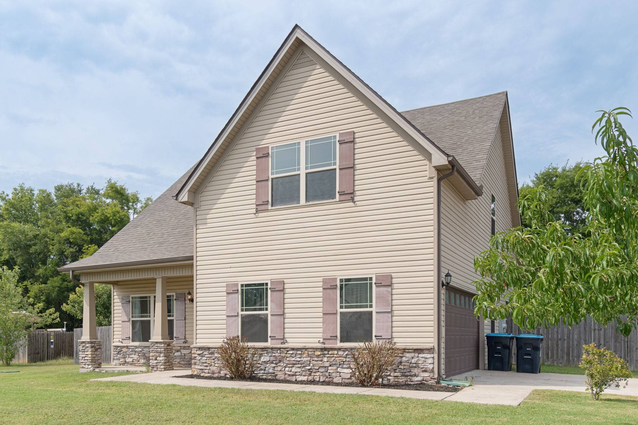 1504 Halverson Dr, Murfreesboro, TN 37128
