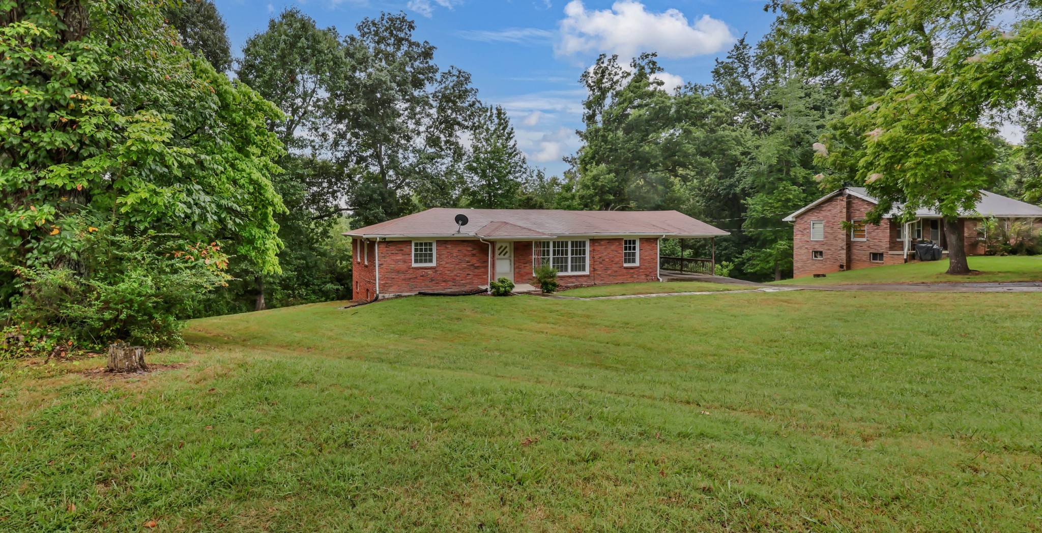 2064 Lintwood Dr, Clarksville, TN 37042