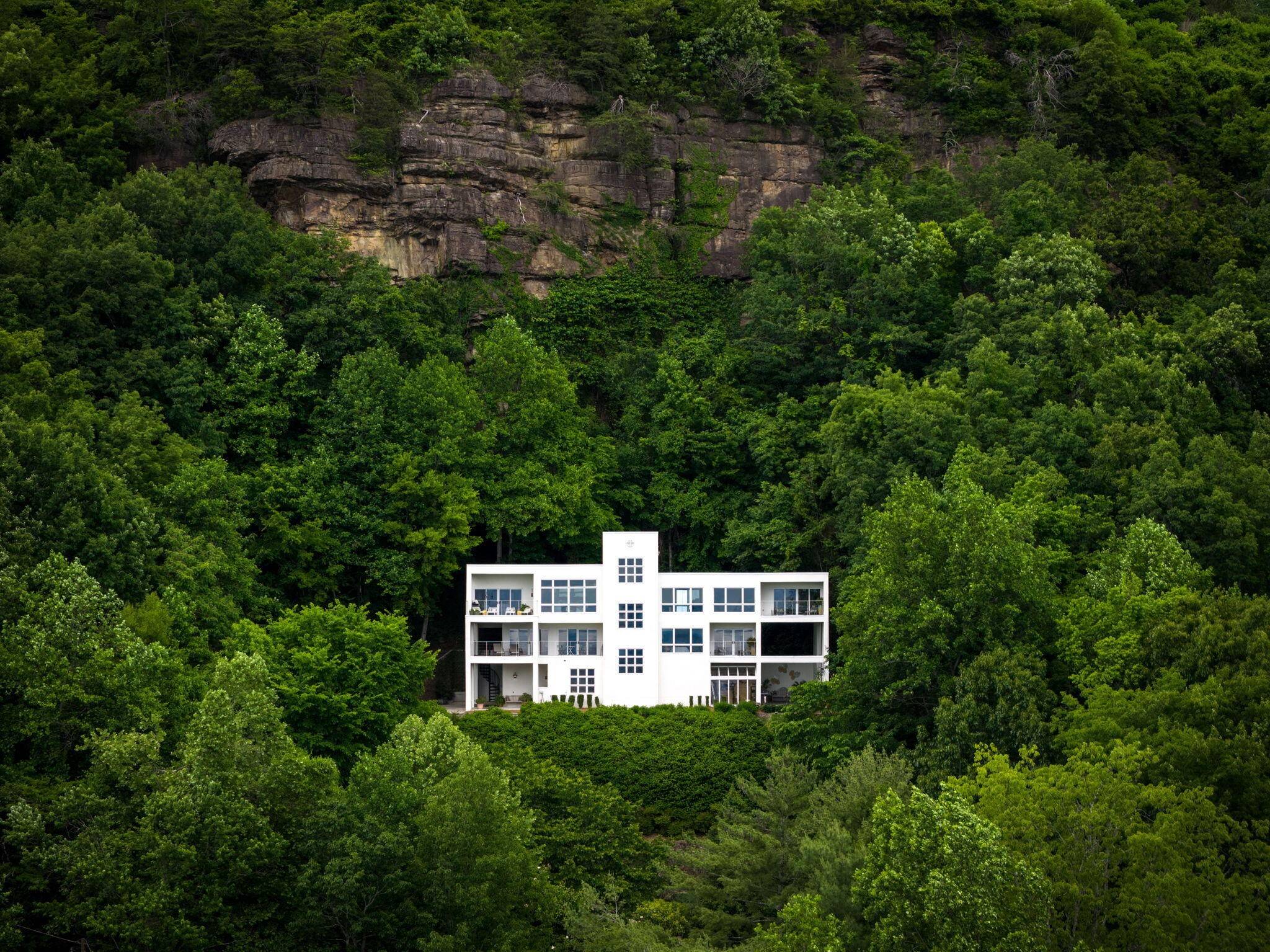 1185 Lower Brow Road, Signal Mountain, TN 37377