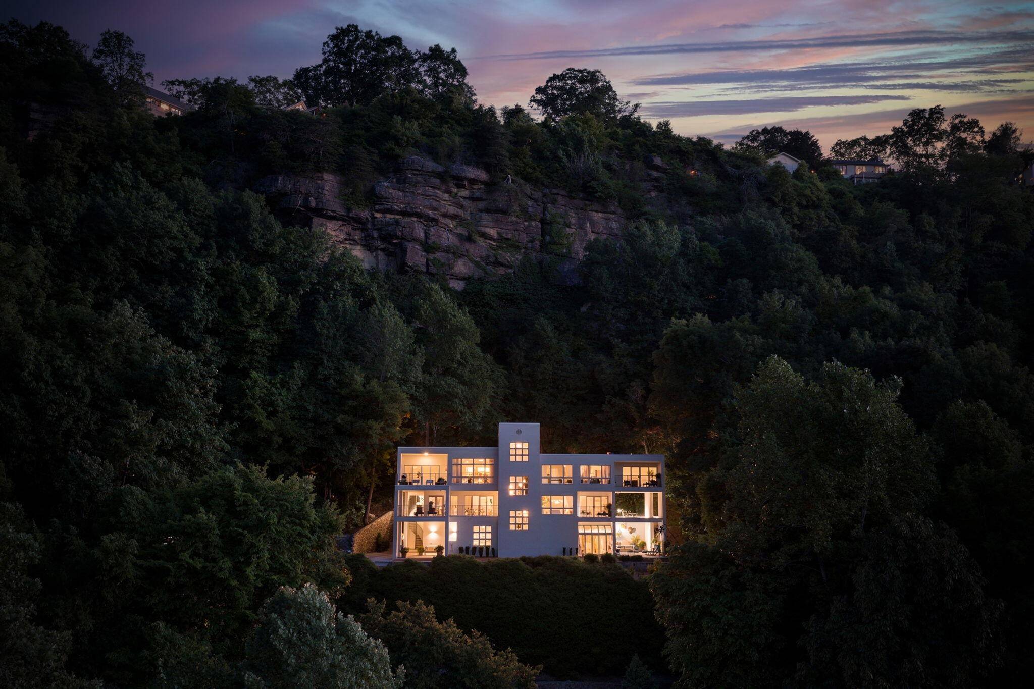 1185 Lower Brow Road, Signal Mountain, TN 37377