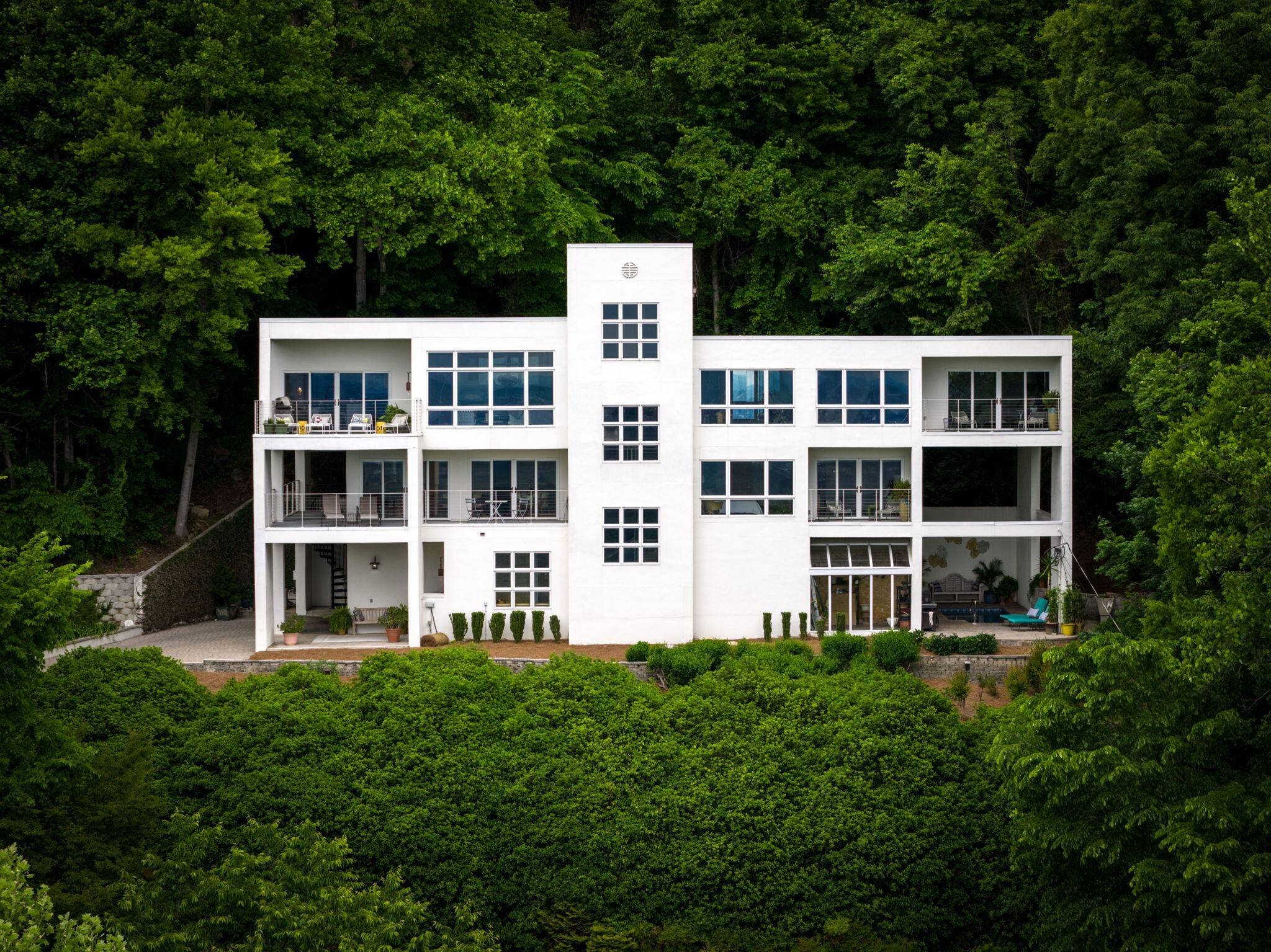 1185 Lower Brow Road, Signal Mountain, TN 37377