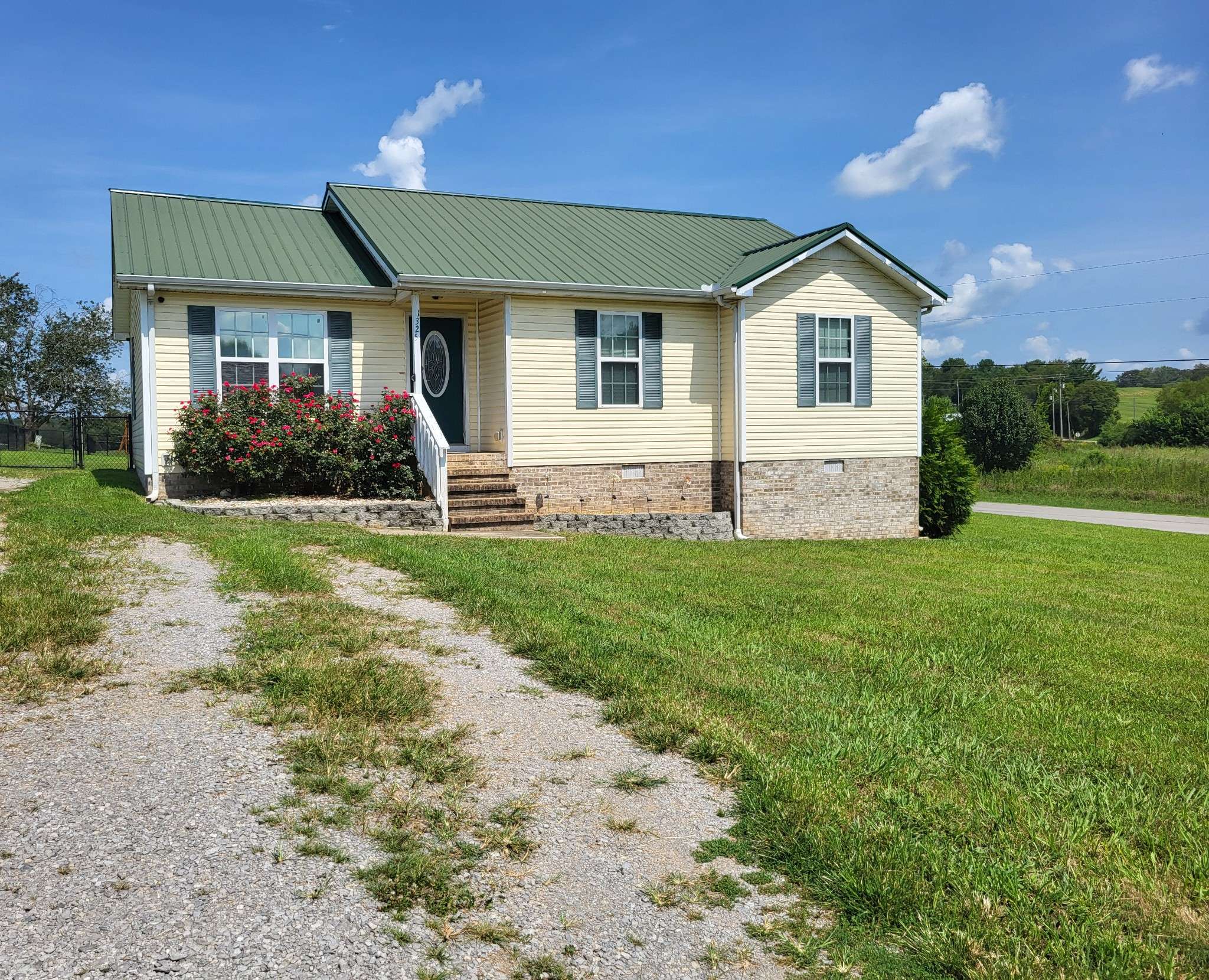 1325 Miriah Dr, Mcminnville, TN 37110