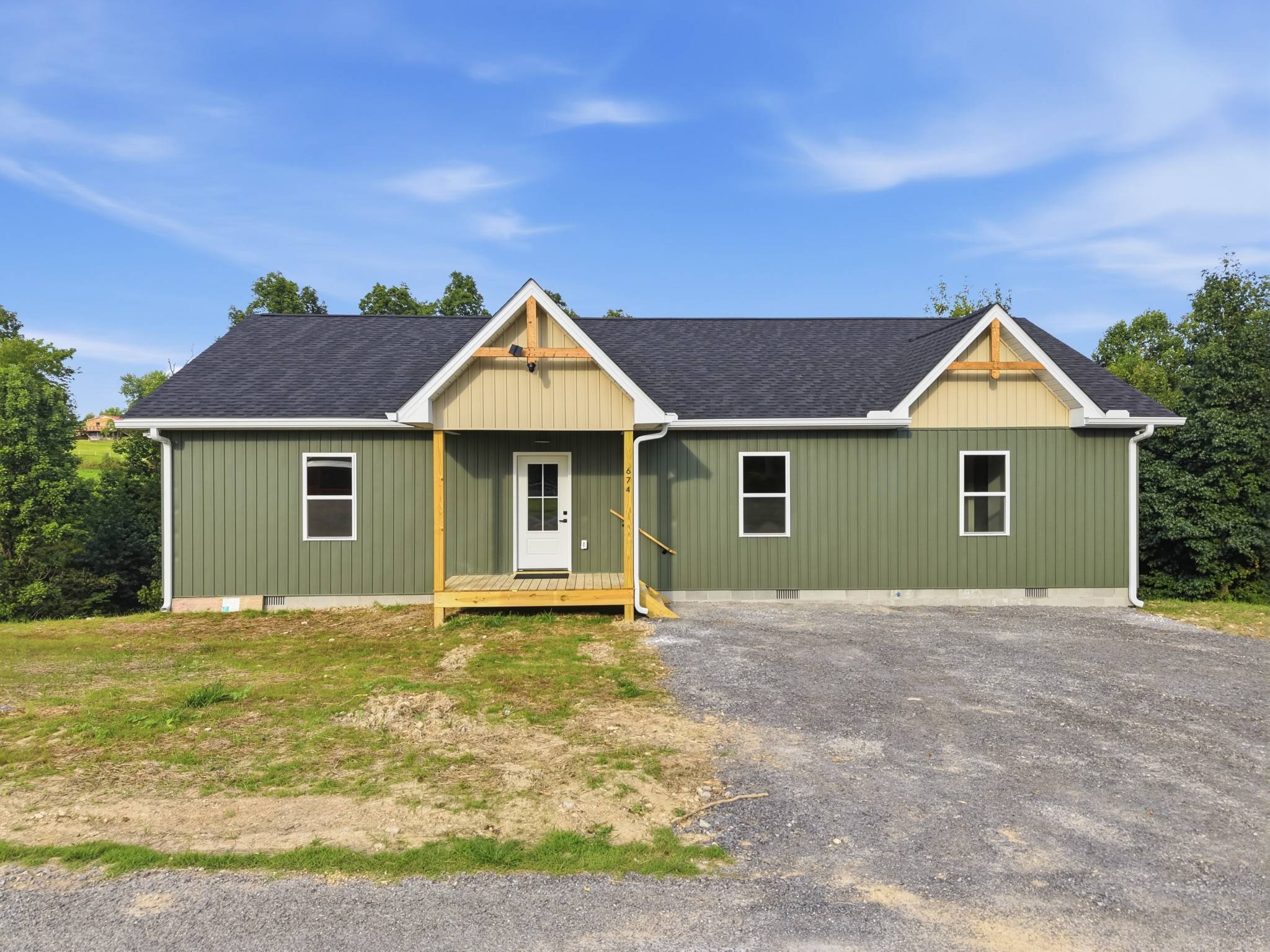 674 Dyer Ridge Rd, Baxter, TN 38544