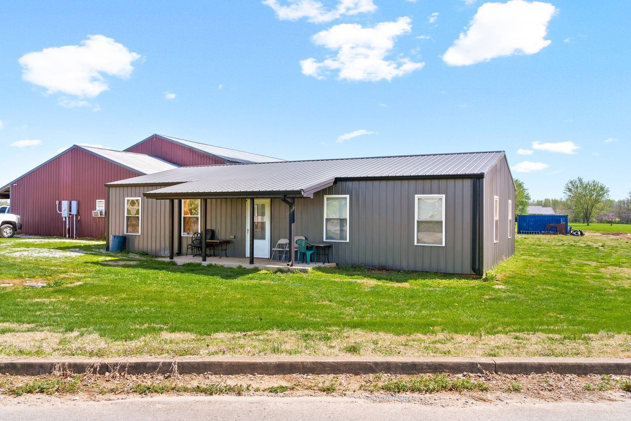 286 Tower St, Guthrie, KY 42234