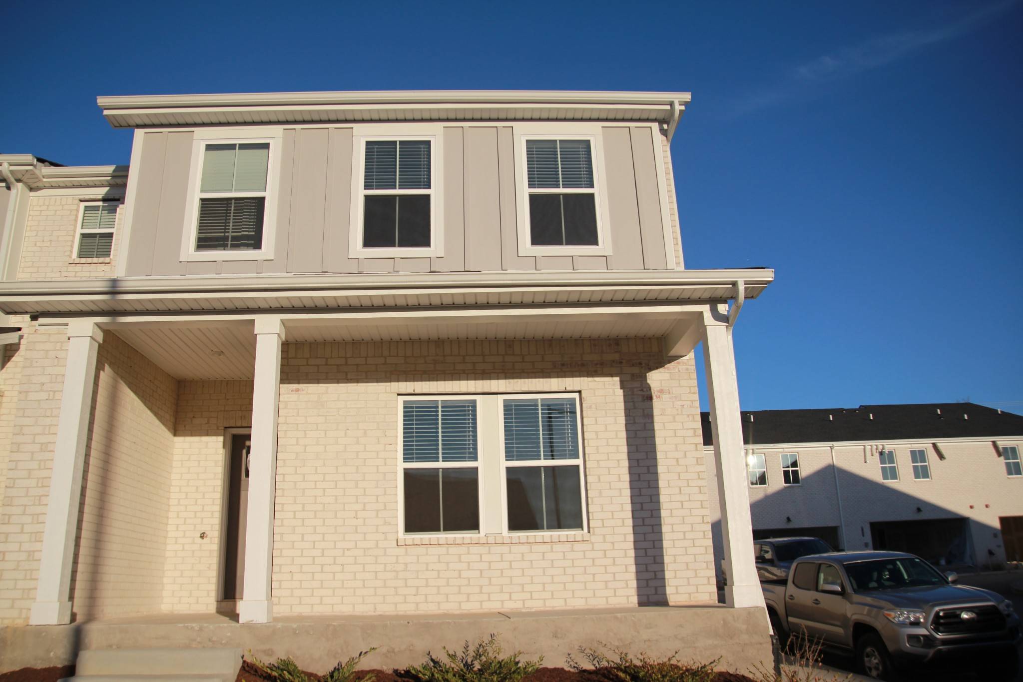 204 Douglas Bend Rd #205, Gallatin, TN 37066