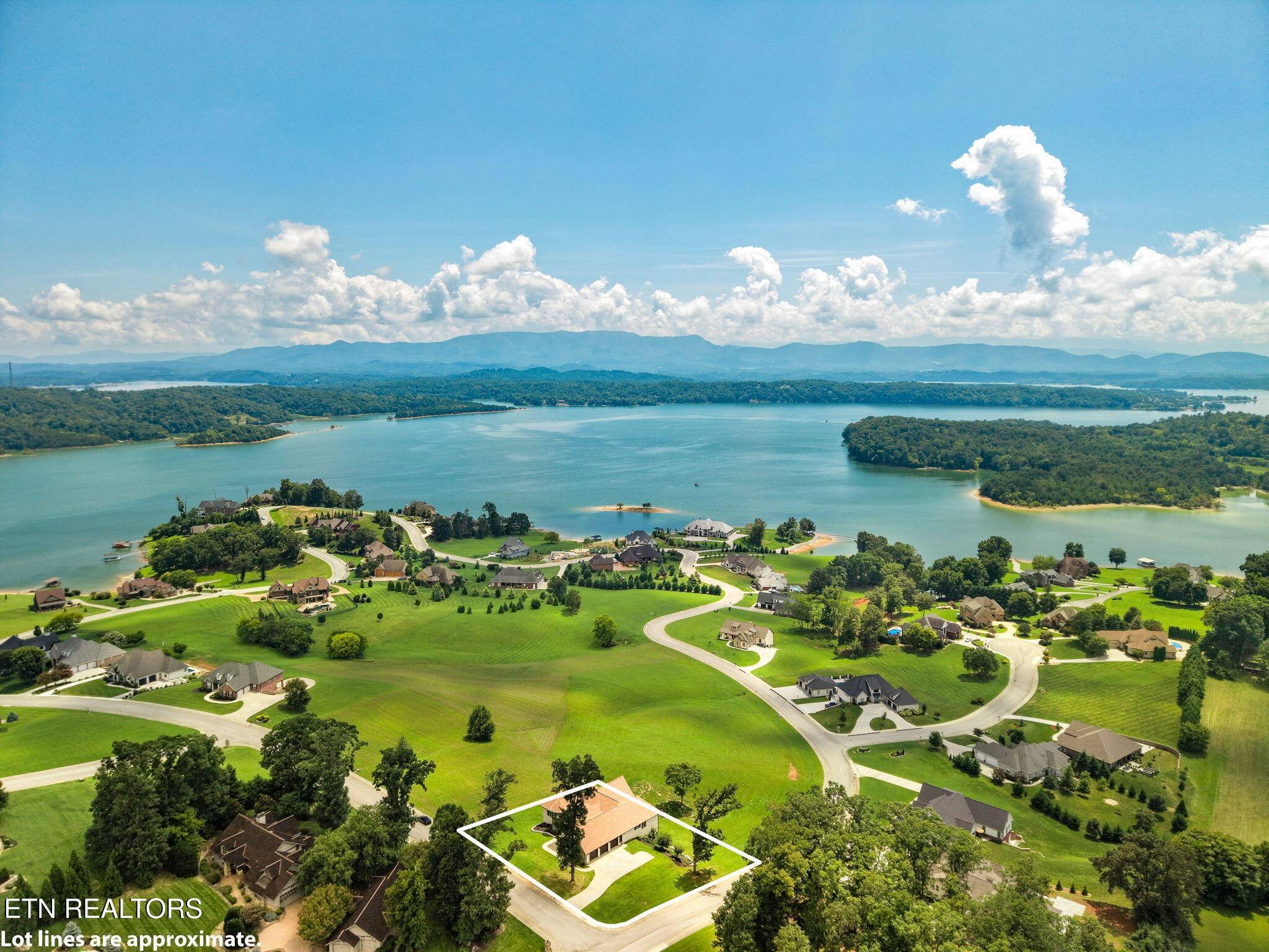 1005 Enchanted Drive, Dandridge, TN 37725
