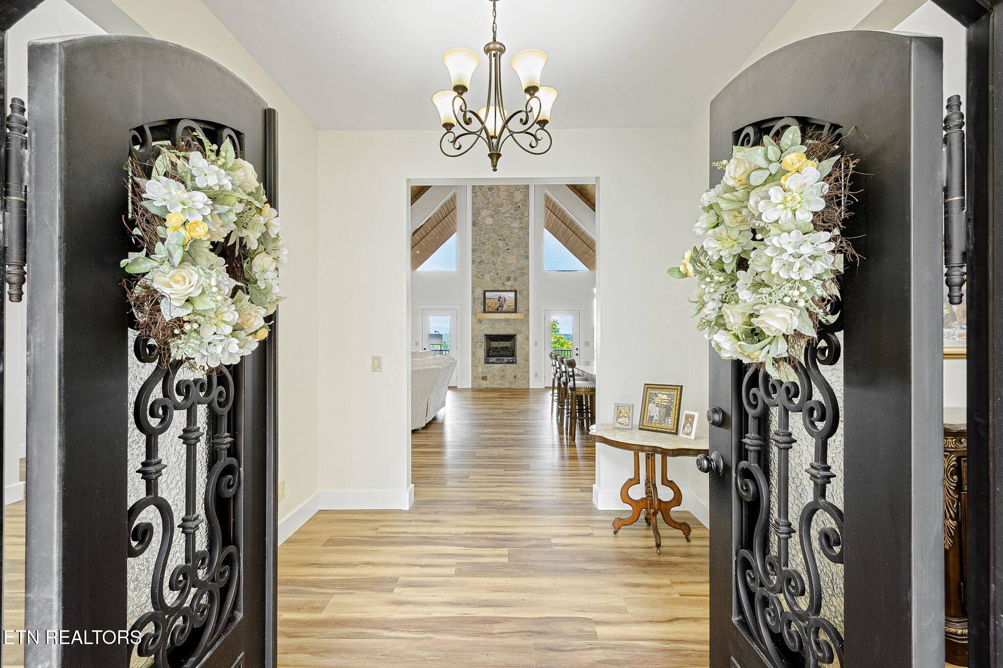 1005 Enchanted Drive, Dandridge, TN 37725