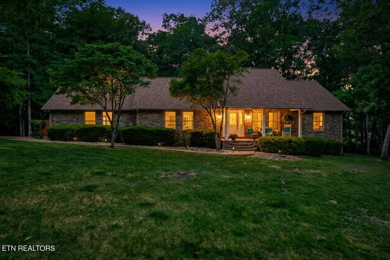 30 Laurel Circle, Crossville, TN 38555