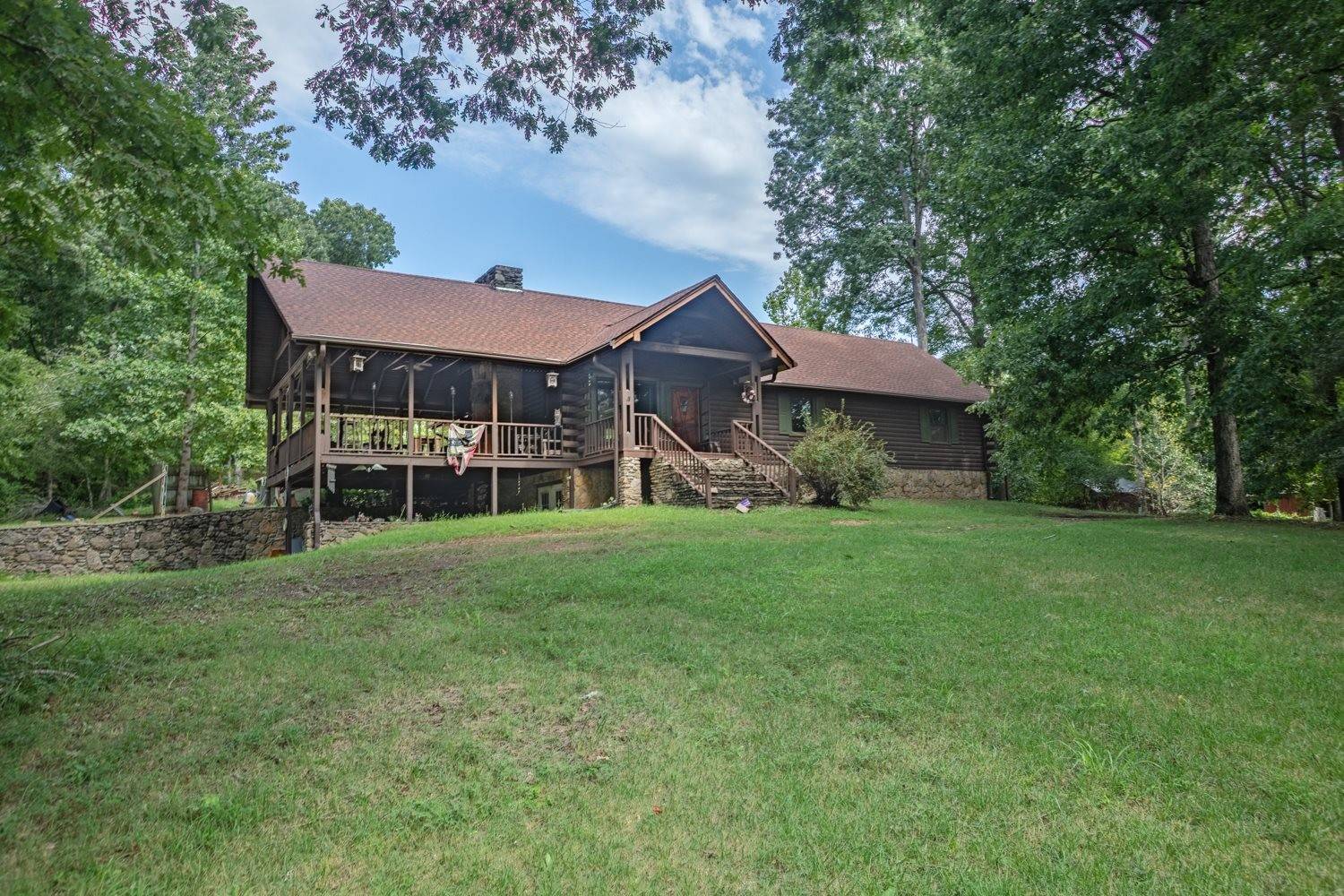 162 Tracy Rd, Hohenwald, TN 38462