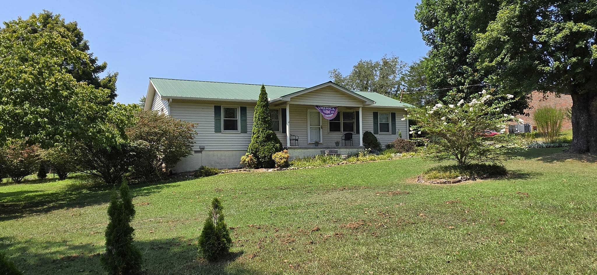 330 Westwood Ln, Estill Springs, TN 37330