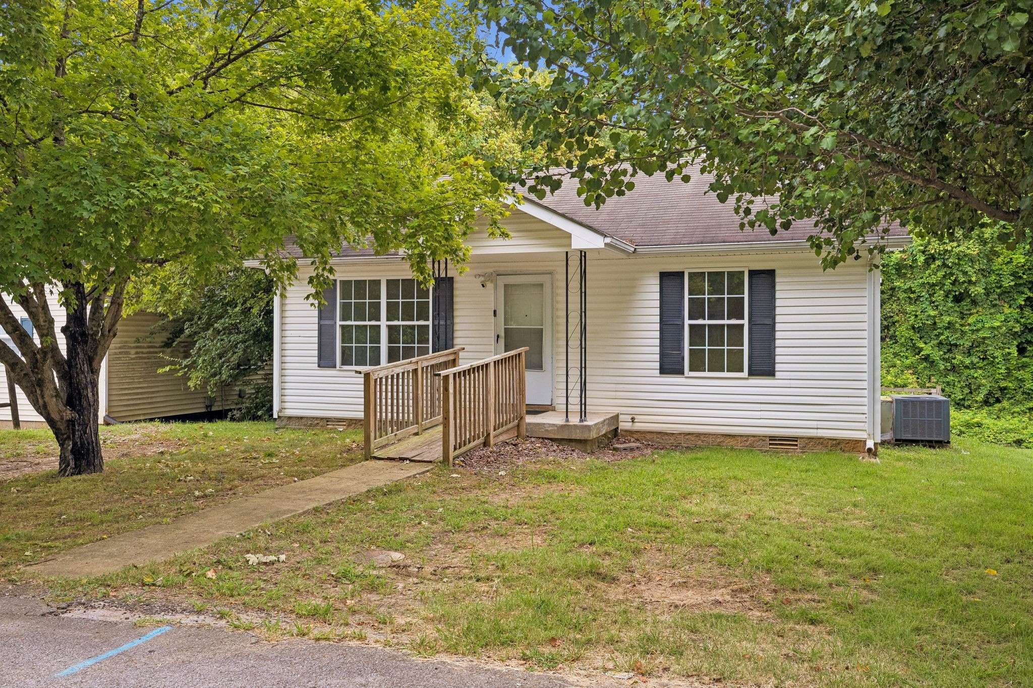 403 Martin St, Clarksville, TN 37040