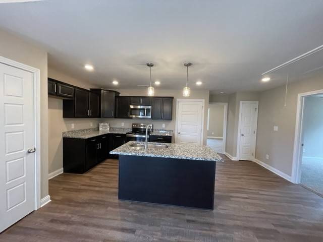 501 Lucky Ln, Clarksville, TN 37042