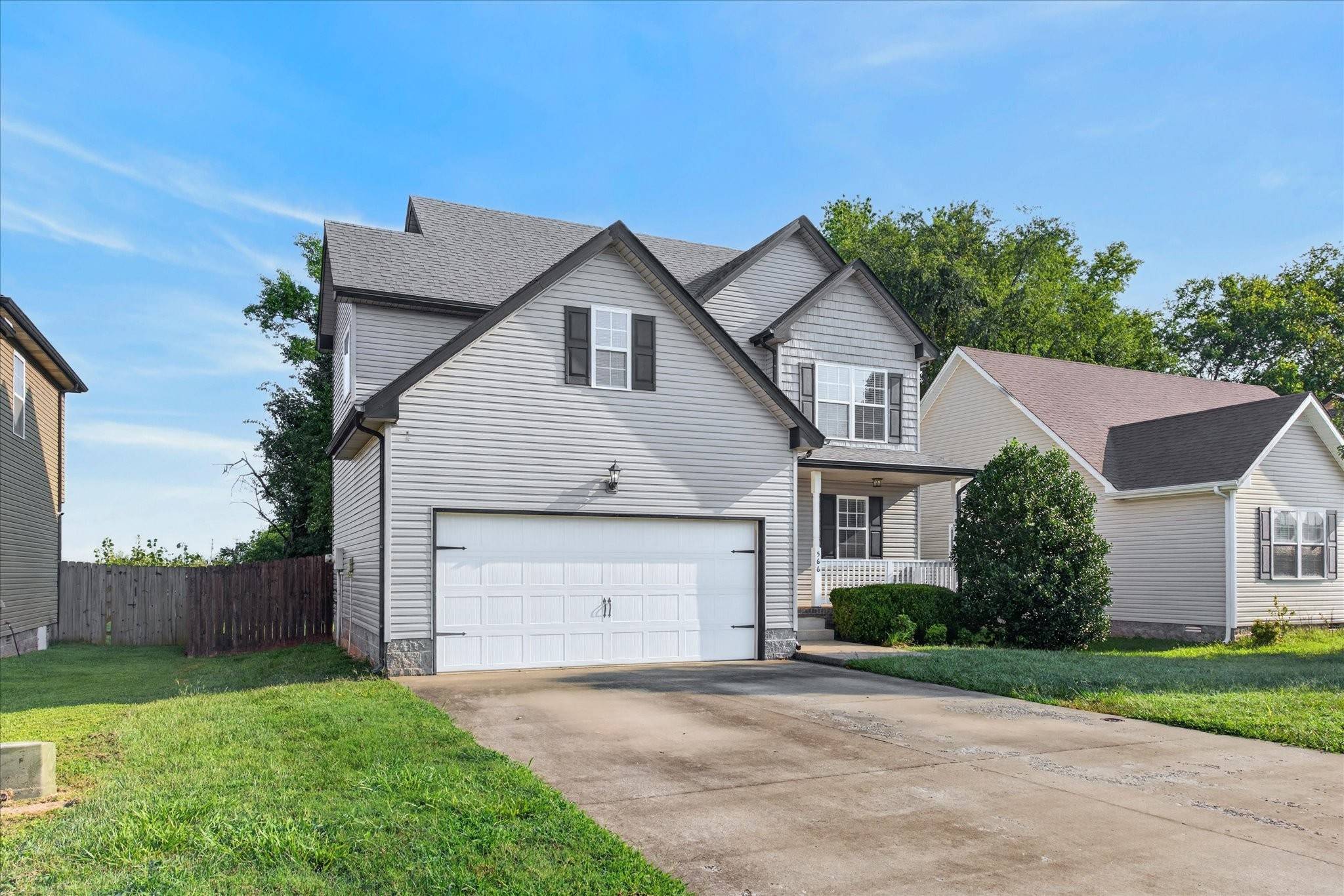 566 Falkland Circle, Clarksville, TN 37042