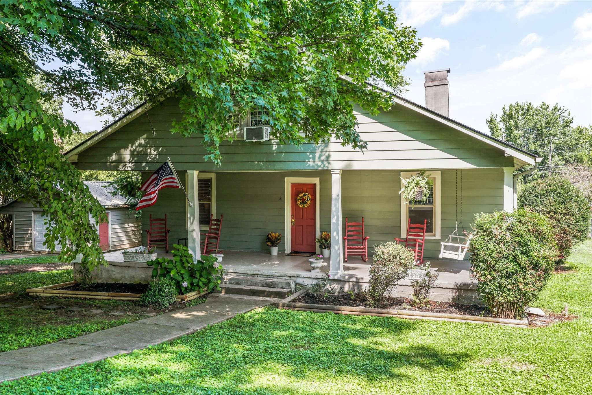 8 W Farrell St, Niota, TN 37826