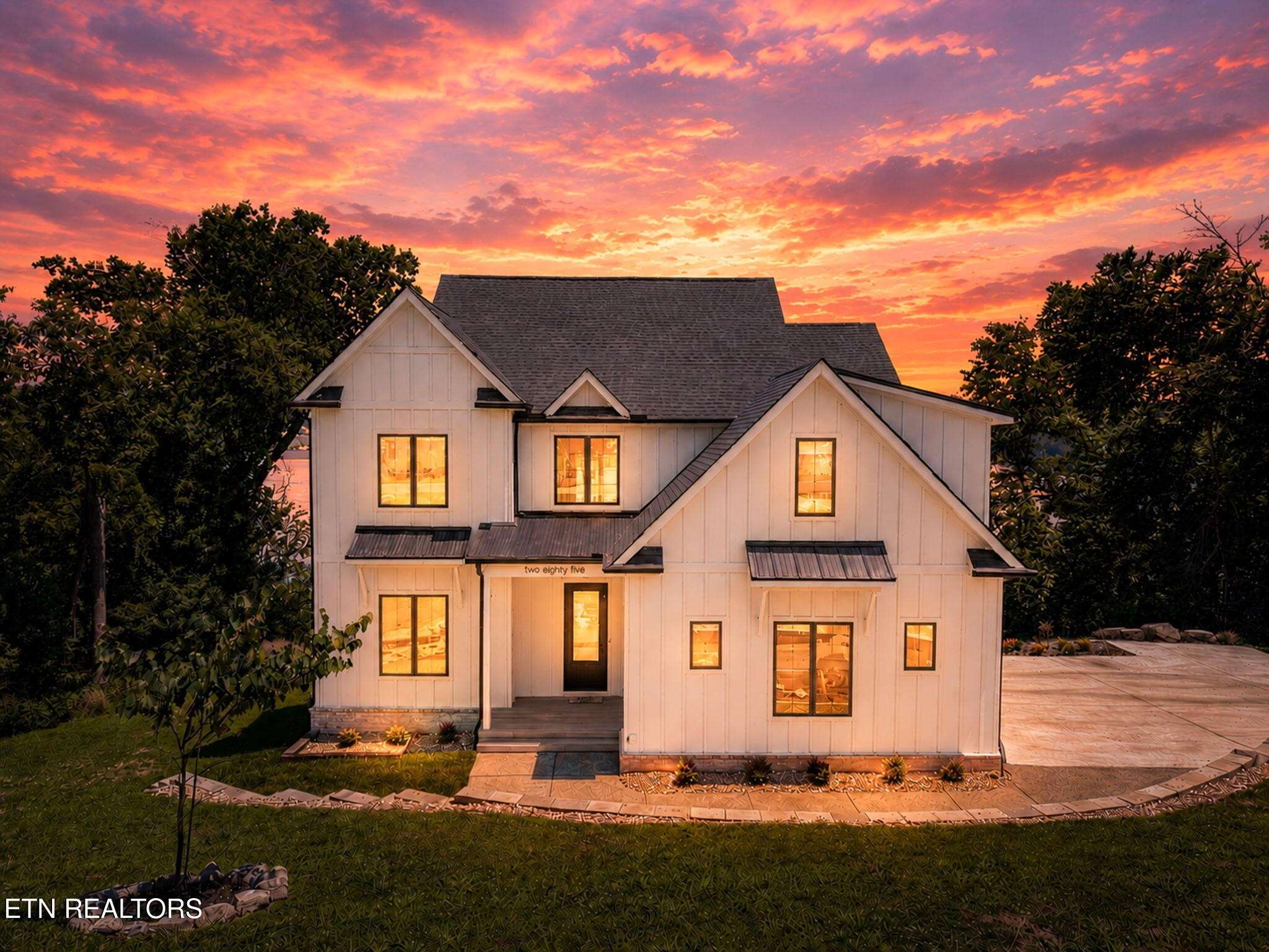 285 E Shore Drive, Rockwood, TN 37854
