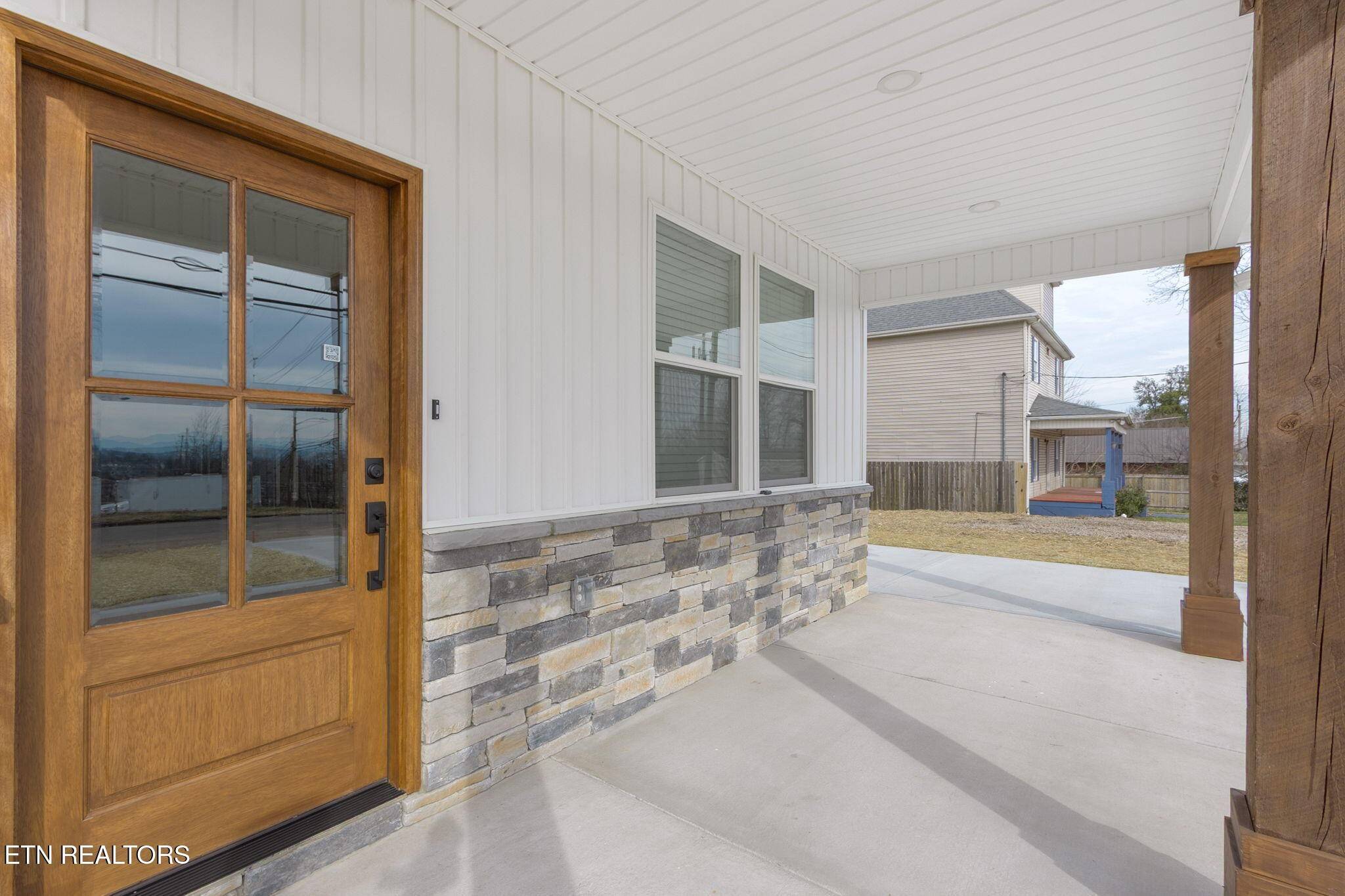 1111 Virginia Ave, Knoxville, TN 37921