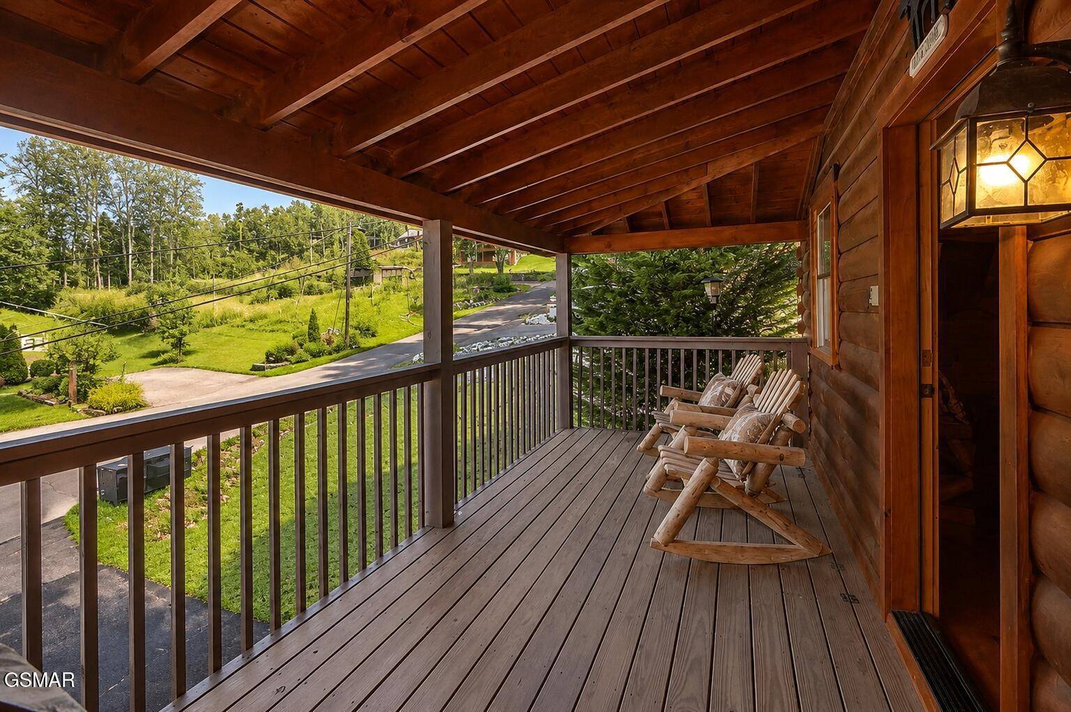 457 Hilltop Road, Gatlinburg, TN 37738