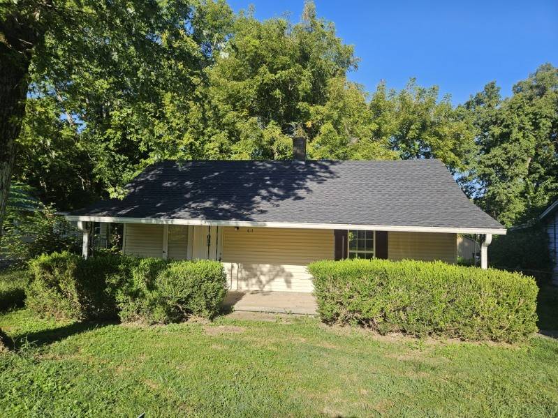 611 Smith St, Springfield, TN 37172