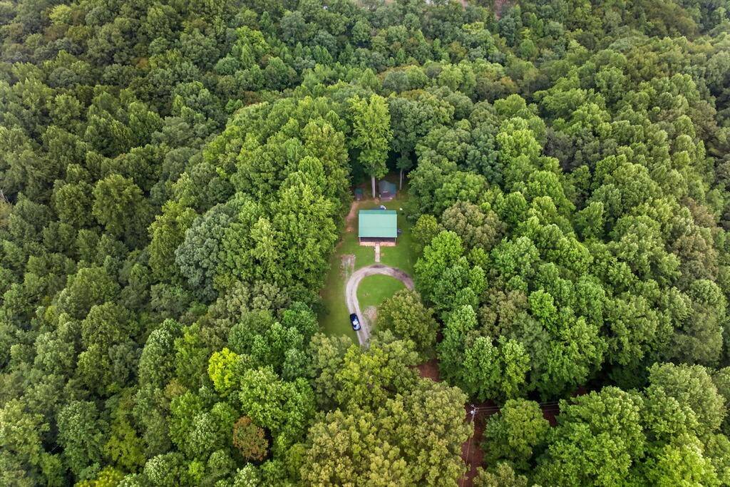 147 Ray Ln, Gainesboro, TN 38562