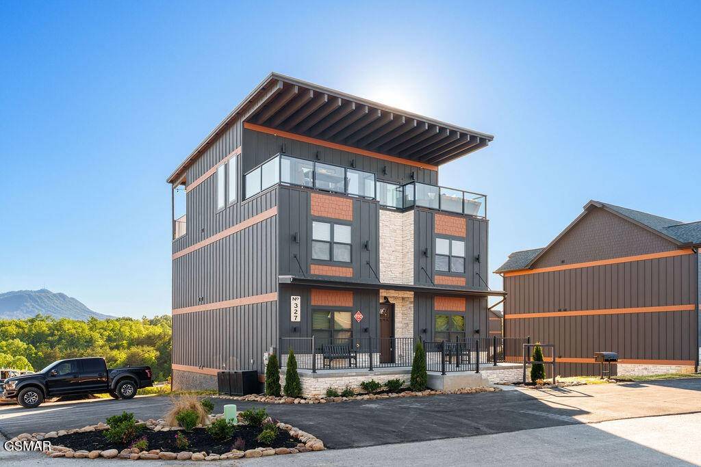 633 Summer Valley Way #9R8, Sevierville, TN 37862