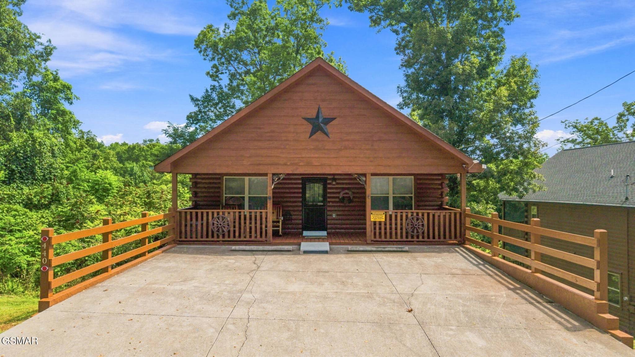440 Oak Sky Way, Sevierville, TN 37876