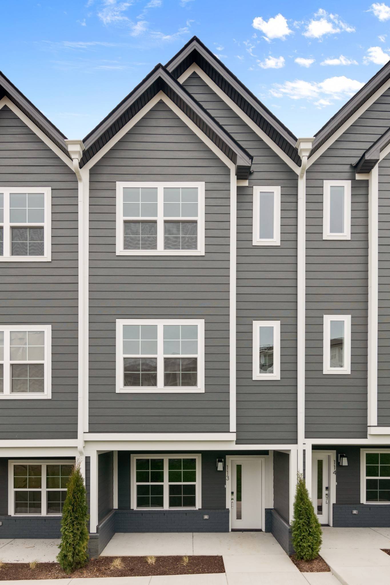 700 N DuPont Ave #104, Madison, TN 37115