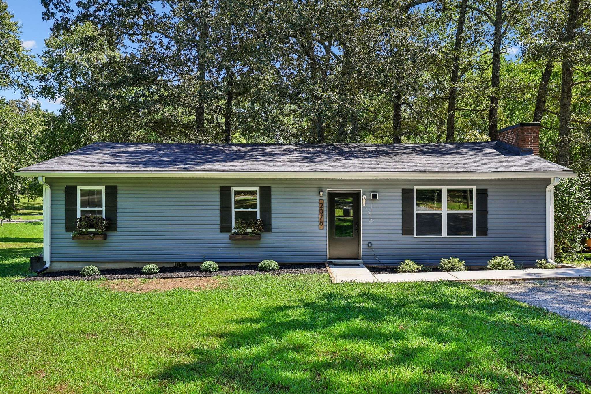 2078 Sears Roebuck Rd, Tullahoma, TN 37388