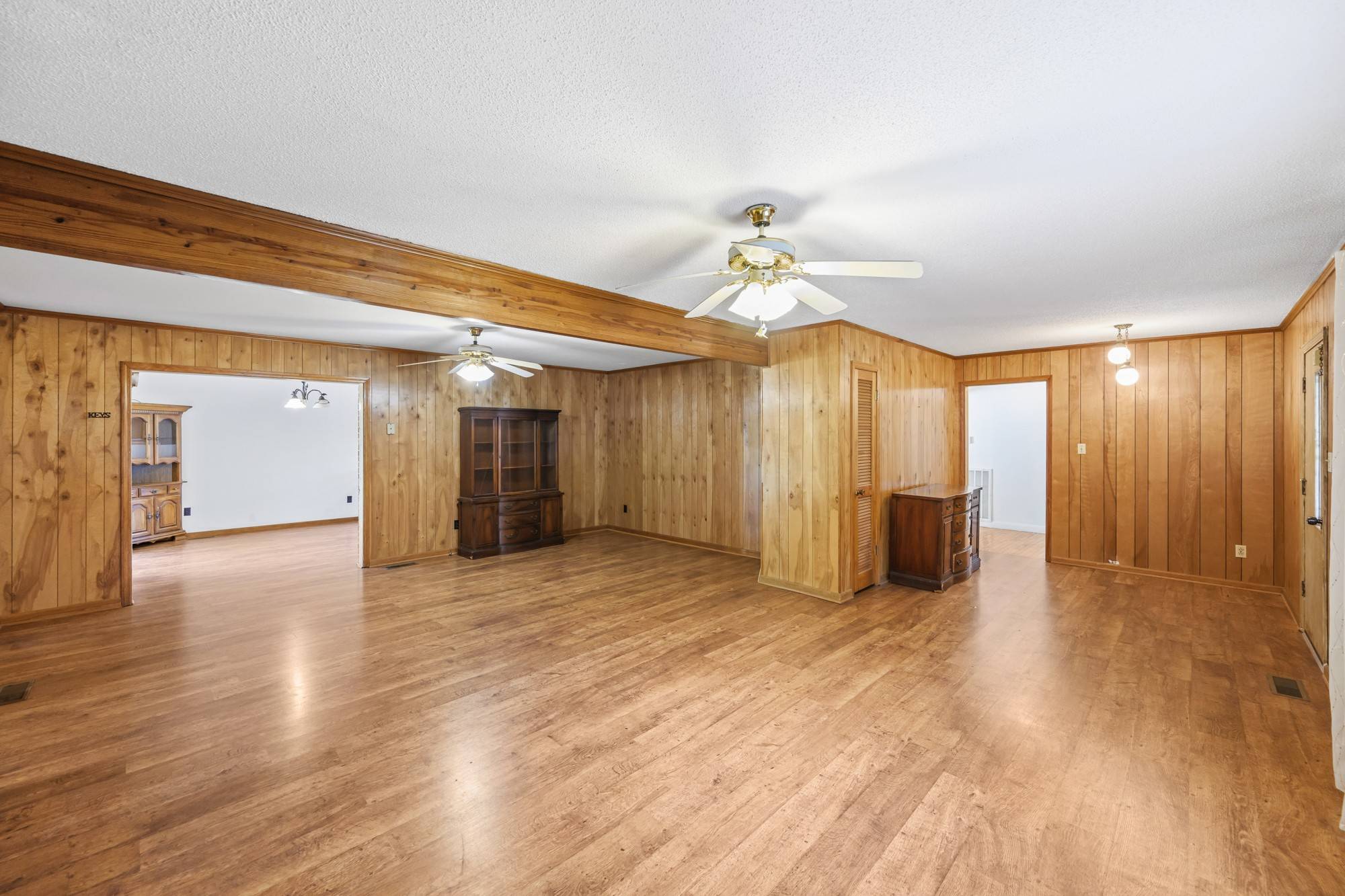 2225 Sand Ridge Rd, Lexington, TN 38351