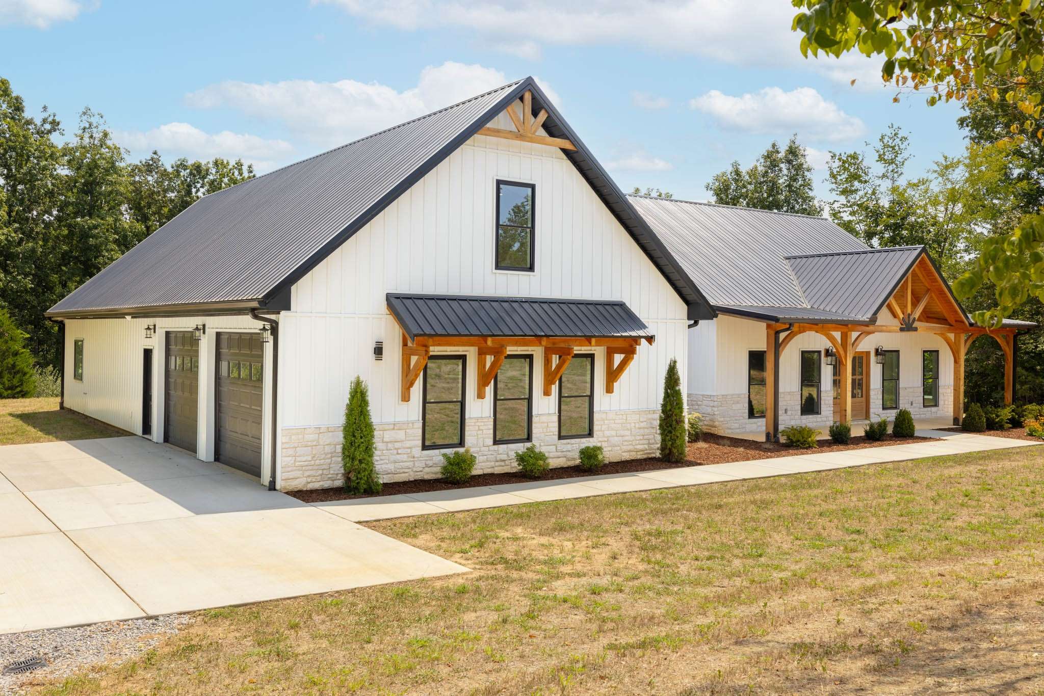 2024 Trace Creek Rd, Centerville, TN 37033