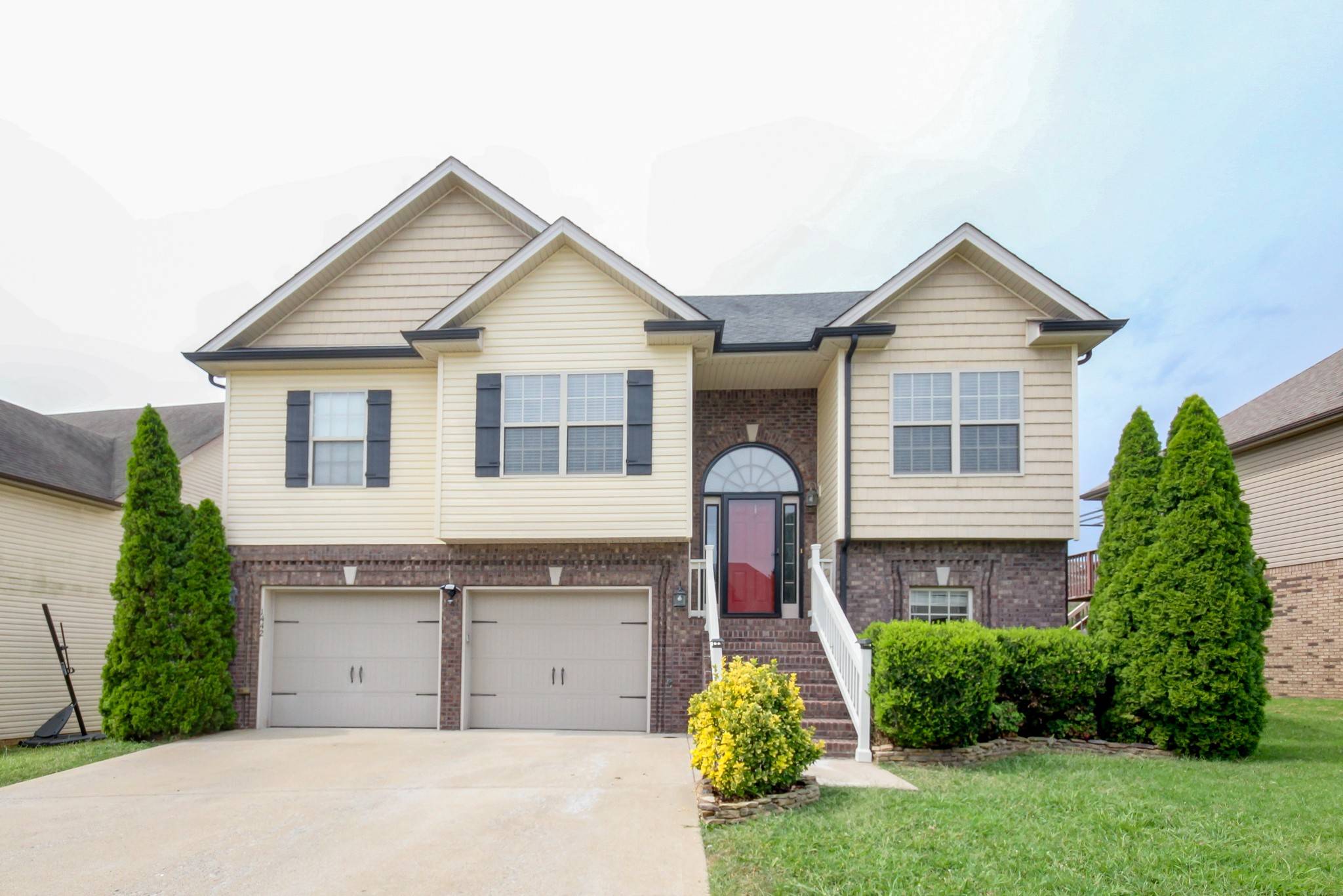 1442 Raven Rd, Clarksville, TN 37042