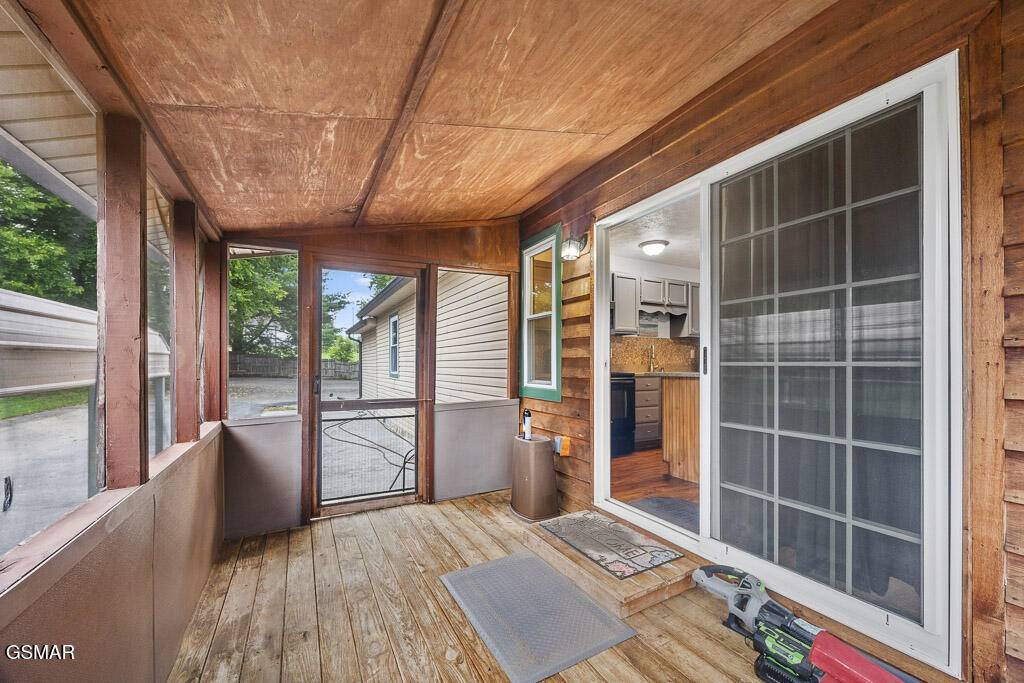 655 Smoky Mountain View Drive, Sevierville, TN 37876