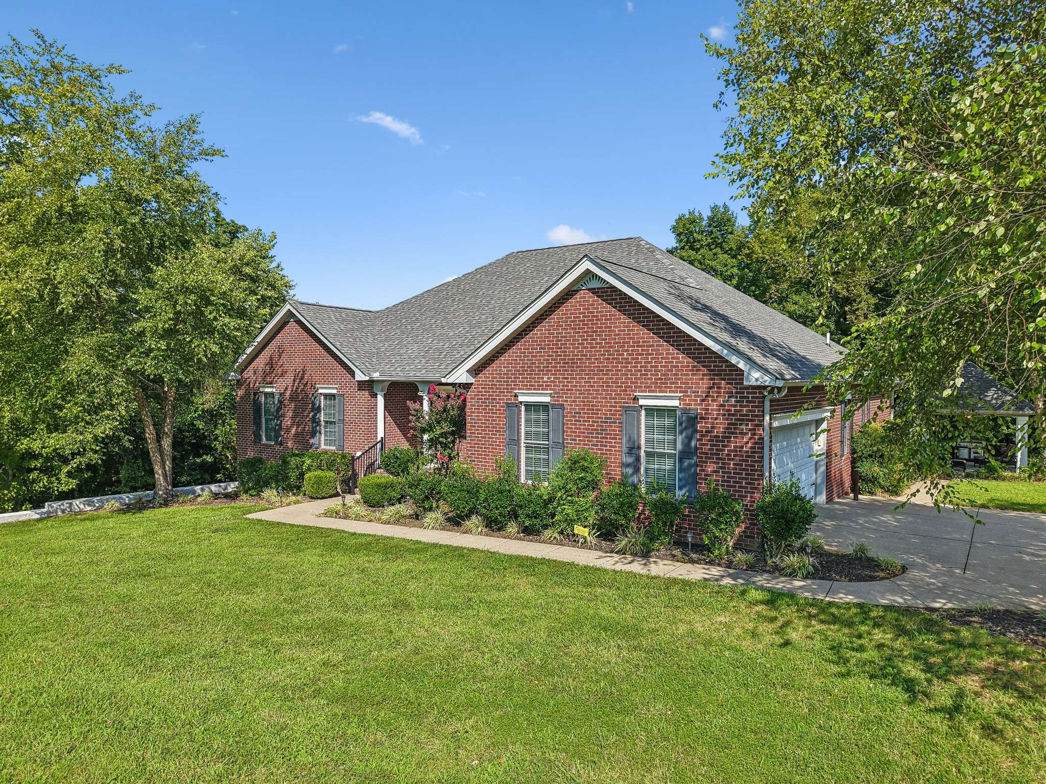 313 Bethlehem Rd, Lebanon, TN 37087