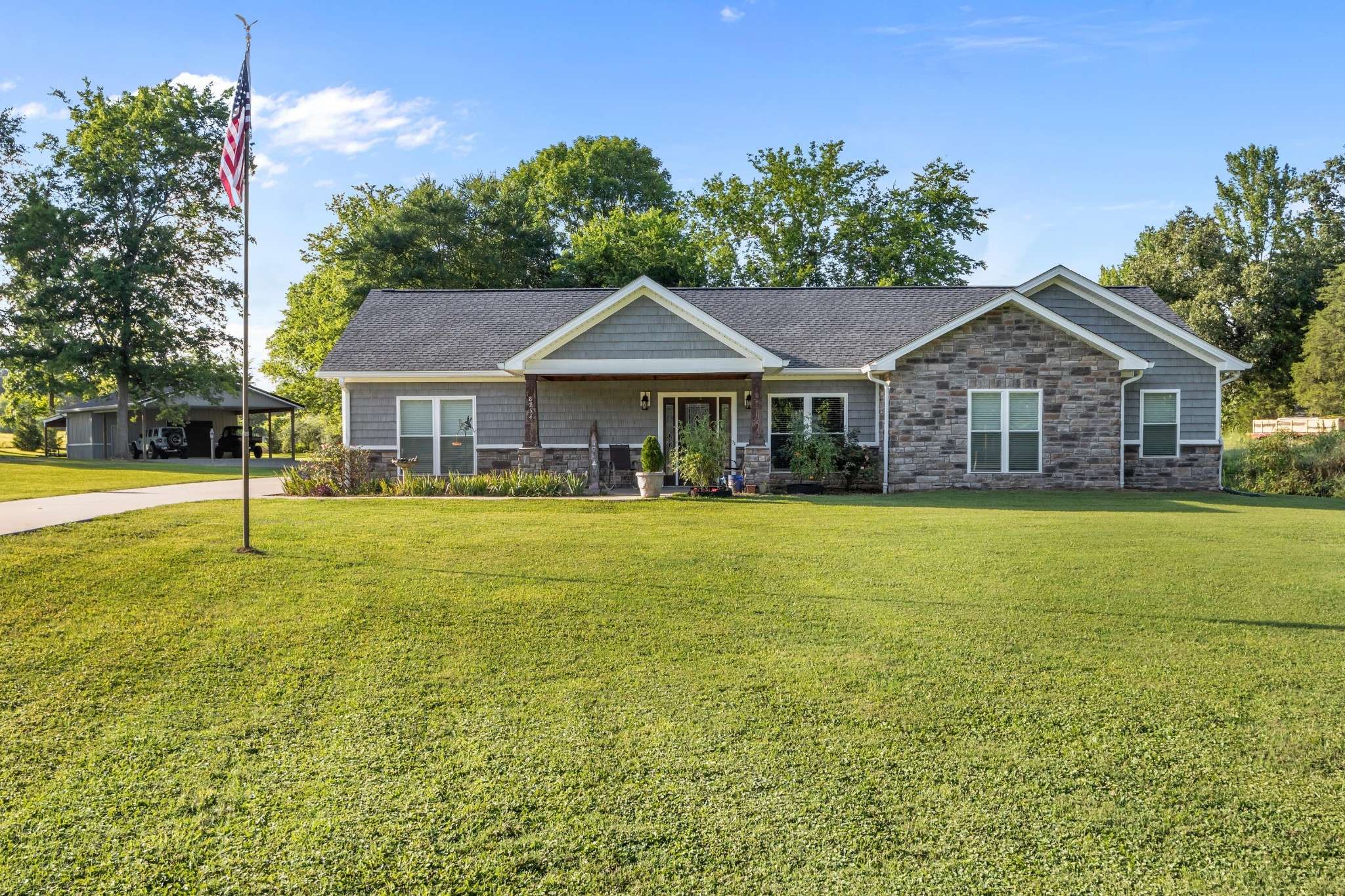 8754 Old State Route 1, New Johnsonville, TN 37134