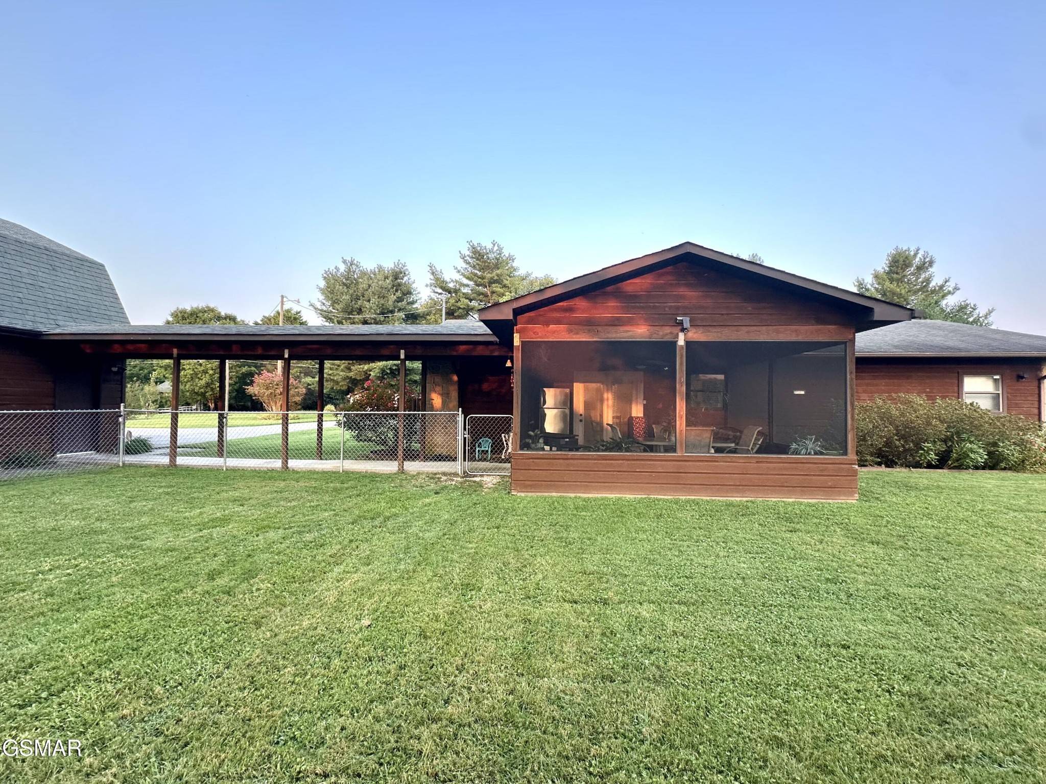 1017 Valley View Circle, Sevierville, TN 37876