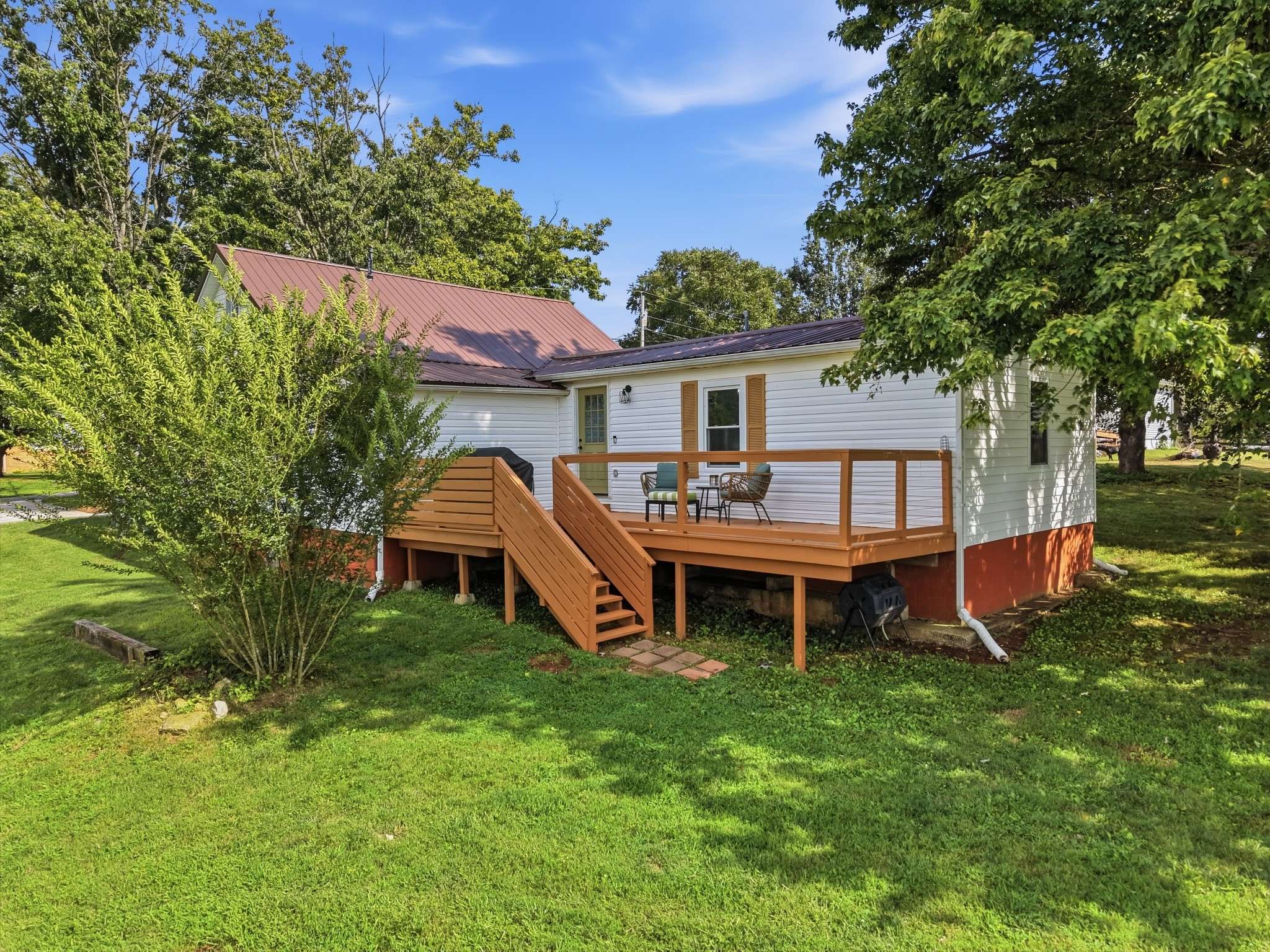 206 Slash Ln, Sparta, TN 38583