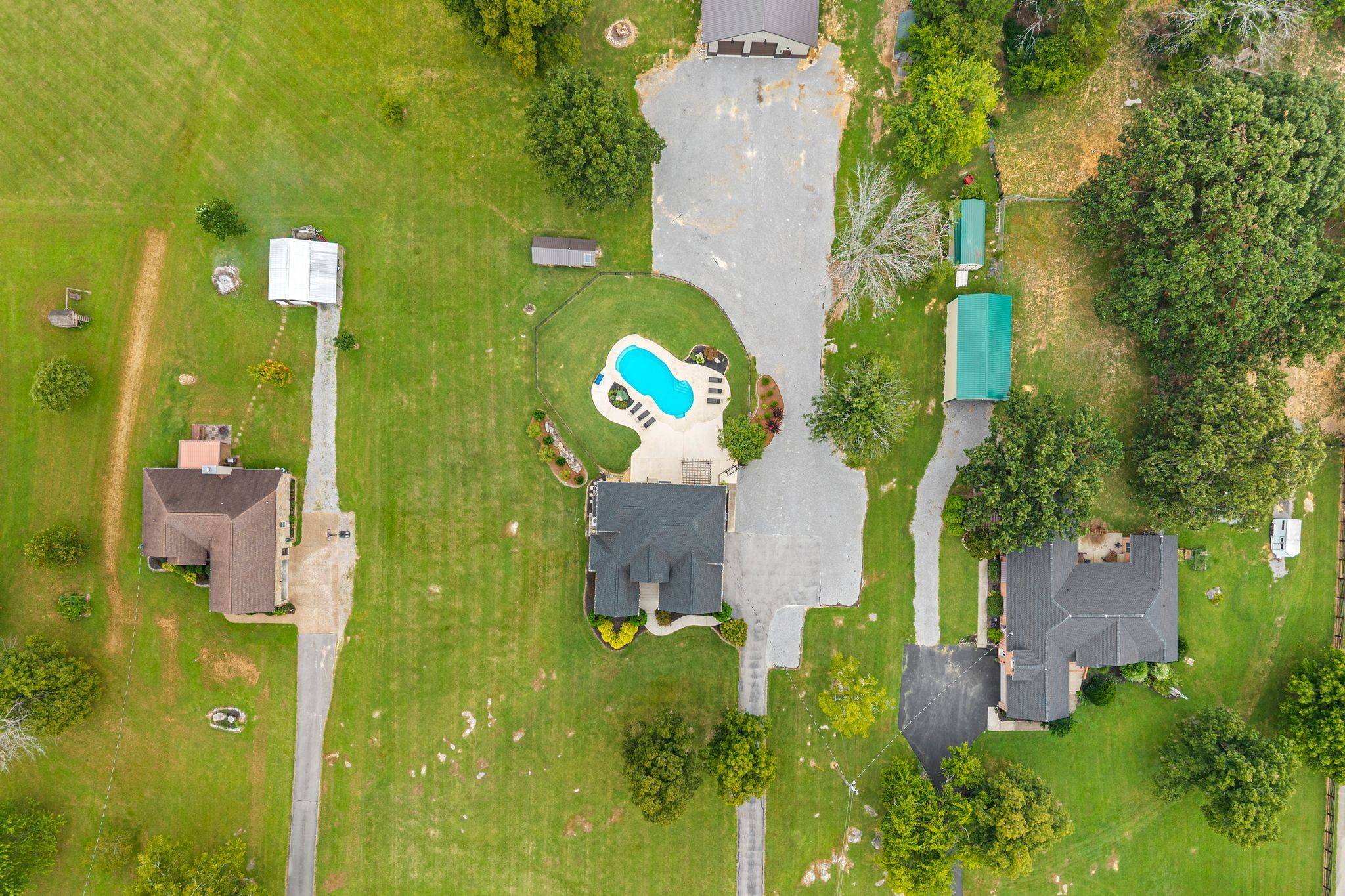 299 Karlee Dr, Lebanon, TN 37087