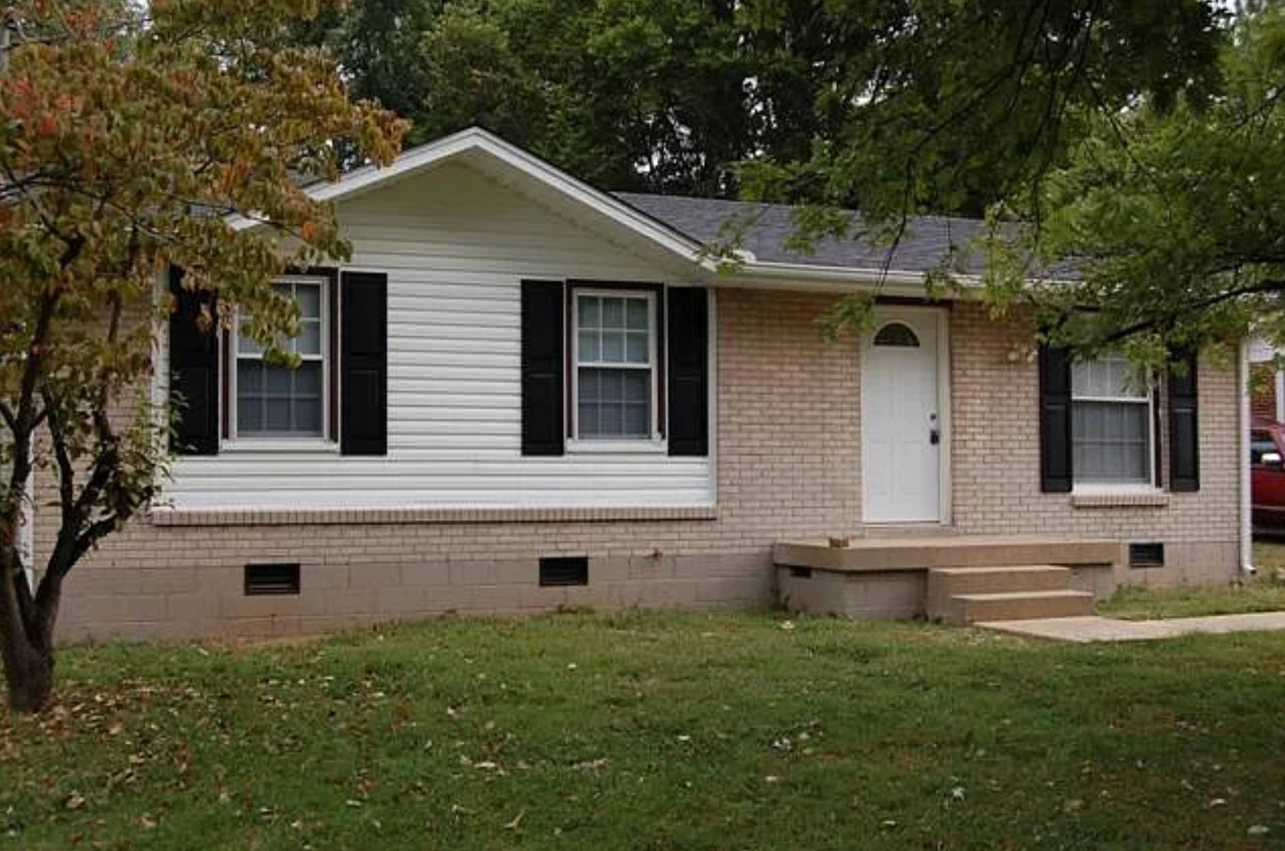 121 Cole Dr, Hendersonville, TN 37075