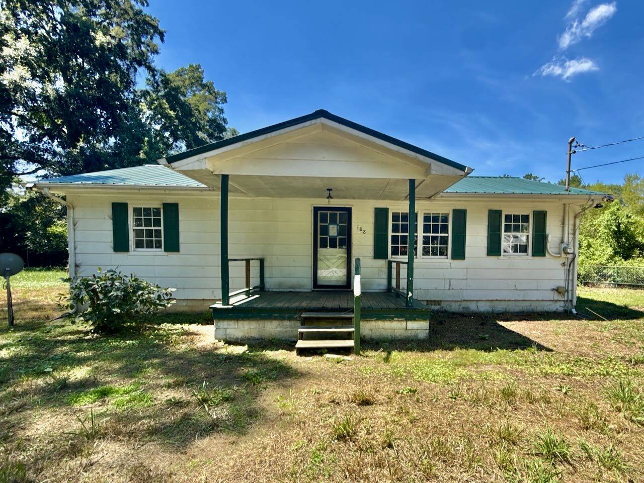 108 Oakwood Dr, Huntland, TN 37345
