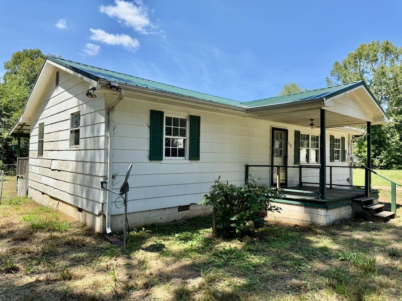 108 Oakwood Dr, Huntland, TN 37345