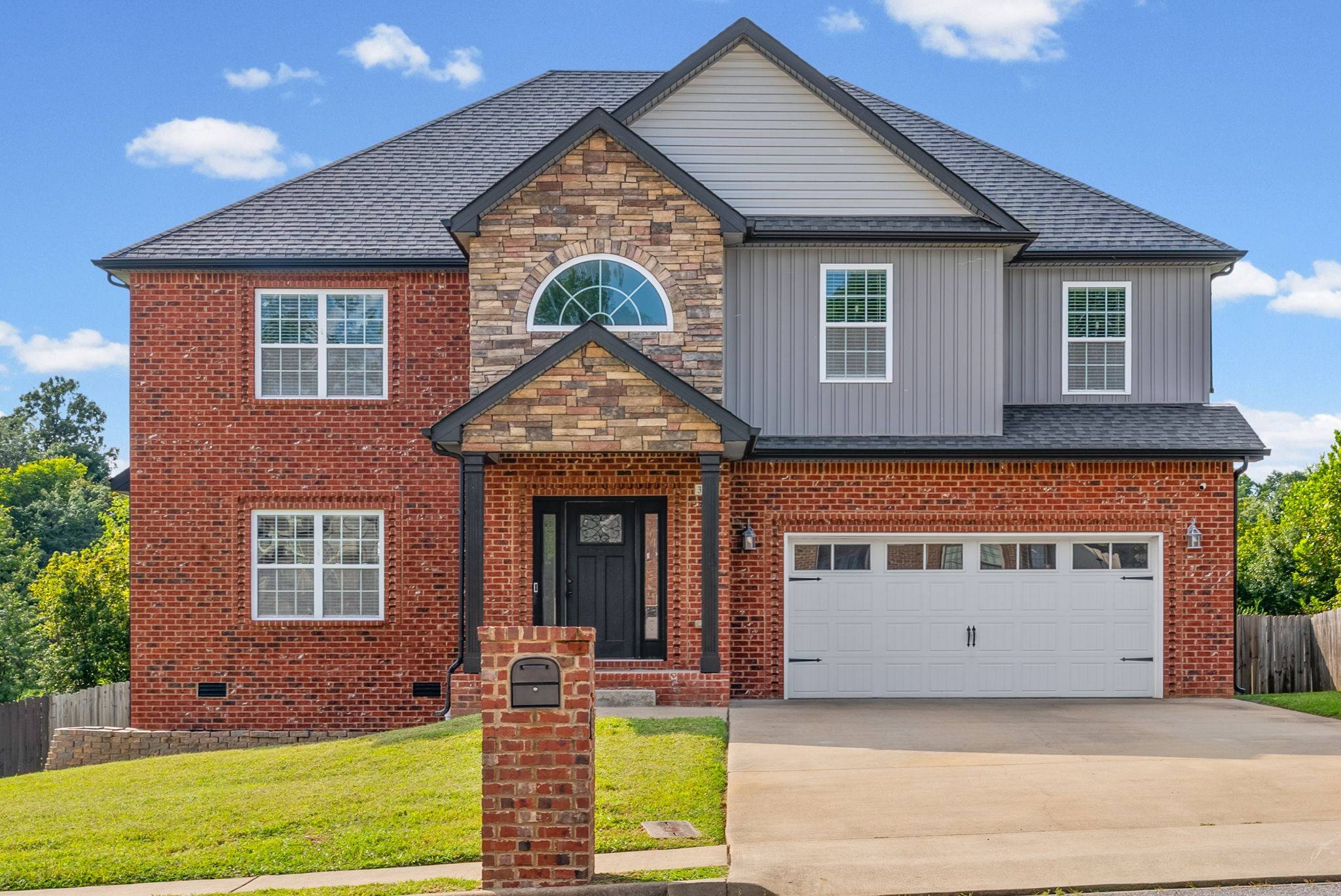 3164 Timberdale Dr, Clarksville, TN 37042