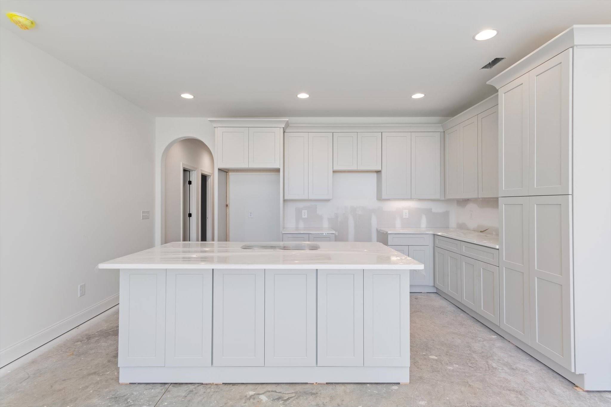 452 W Foxrun, Springfield, TN 37172